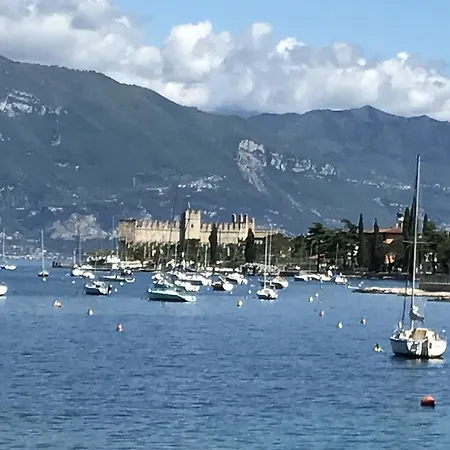 La Mignon - Terrazza Torri Del Benaco